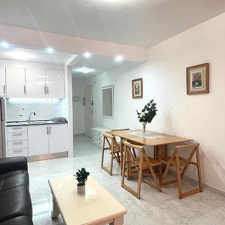 Estudio A 1 Minuto De La Playa Apartment ตอร์เรเวียคา ภายนอก รูปภาพ