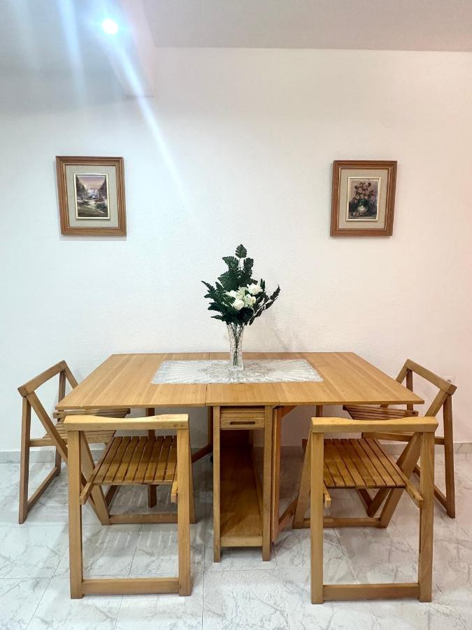Estudio A 1 Minuto De La Playa Apartment ตอร์เรเวียคา ภายนอก รูปภาพ