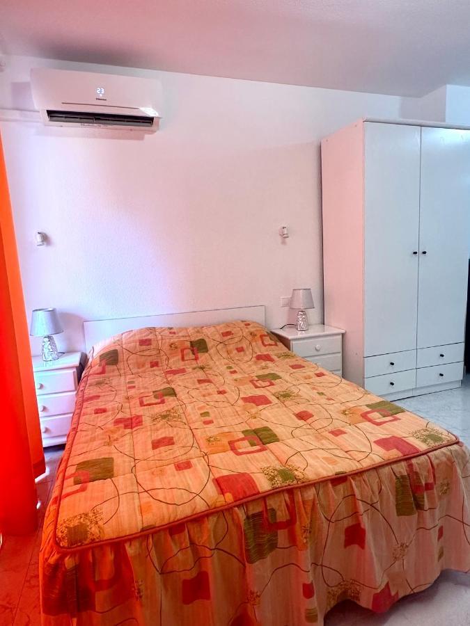 Estudio A 1 Minuto De La Playa Apartment ตอร์เรเวียคา ภายนอก รูปภาพ