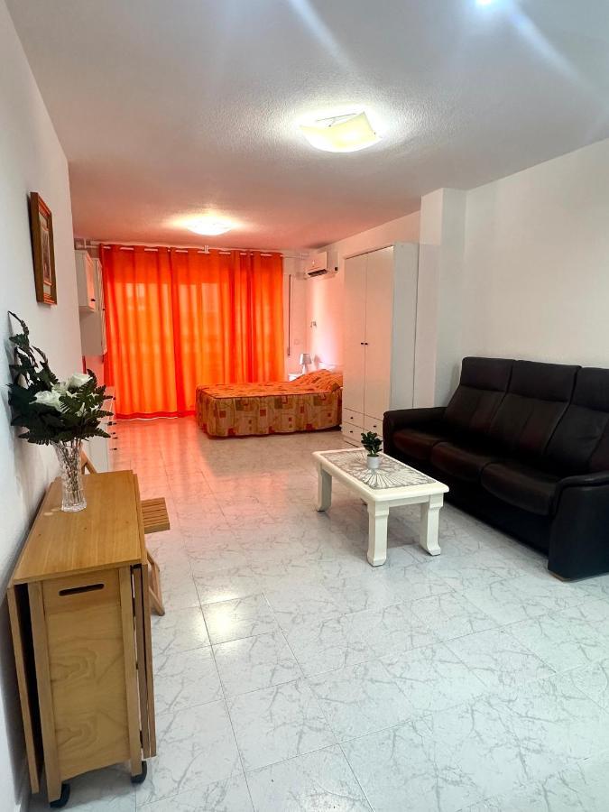 Estudio A 1 Minuto De La Playa Apartment ตอร์เรเวียคา ภายนอก รูปภาพ