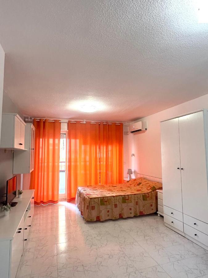 Estudio A 1 Minuto De La Playa Apartment ตอร์เรเวียคา ภายนอก รูปภาพ